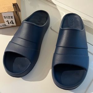 NEW SPERRY FLOAT SLIDE NAVY SANDAL FOR MEN